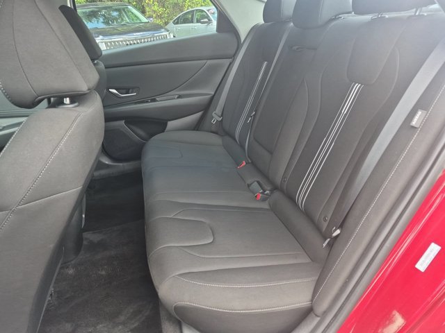 Used 2025 Hyundai Elantra SEL FWD image 28
