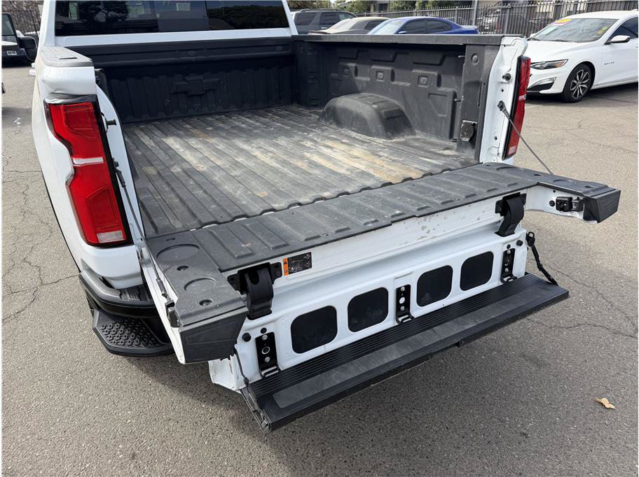 Used 2025 Chevrolet Silverado 2500 LT w/ Trail Boss Package AWD/4WD image 15