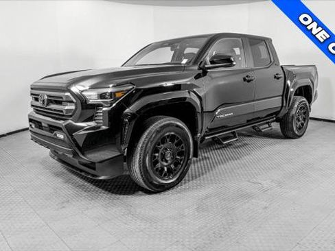 Used 2024 Toyota Tacoma SR5 RWD image 2