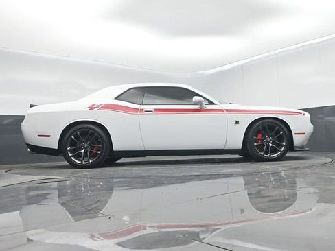 Used 2022 Dodge Challenger R/T Scat Pack RWD image 55