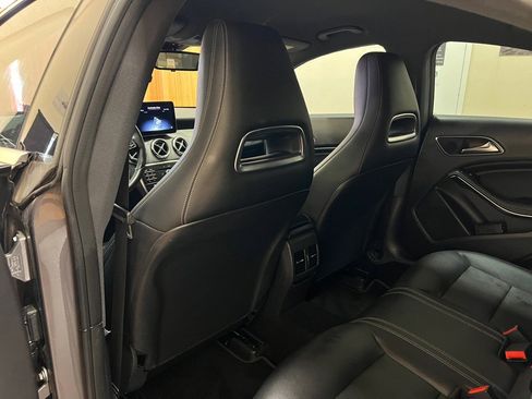 Used 2018 Mercedes-Benz CLA 250 image 29
