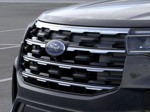 New 2026 Ford Explorer Active AWD/4WD image 17