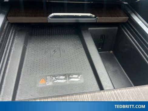 Used 2025 GMC Acadia Denali w/ Super Cruise Package image 33