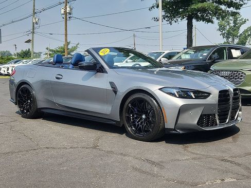 Used 2025 BMW M4 xDrive Competition AWD/4WD image 2