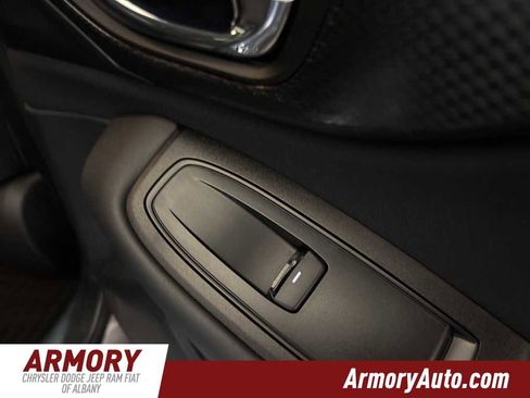 Used 2022 Subaru Outback Premium image 31