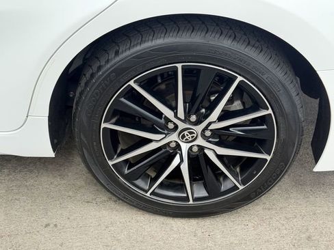 Certified 2024 Toyota Camry SE FWD image 8
