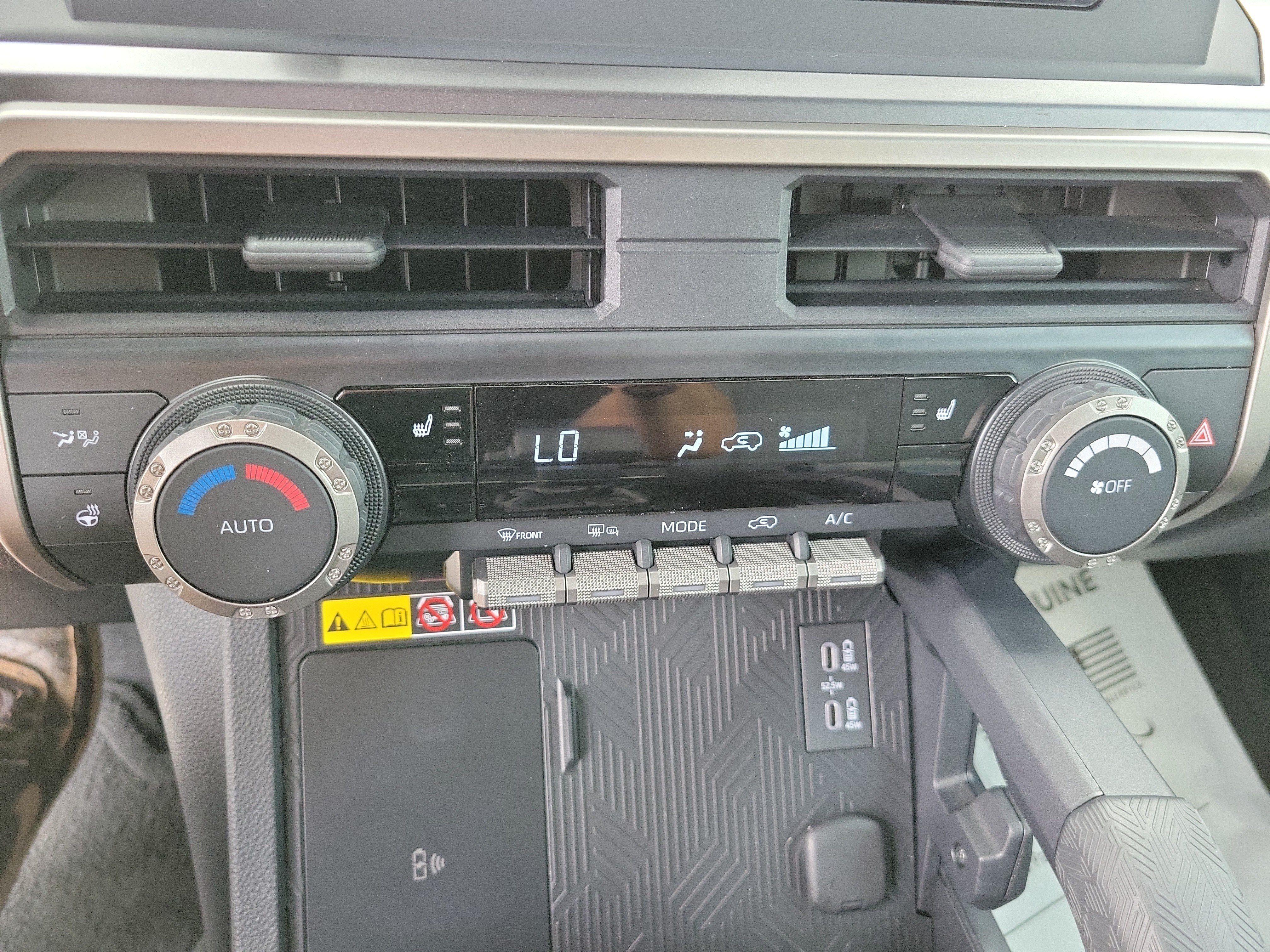 Used 2025 Toyota 4Runner TRD Off-Road AWD/4WD image 17