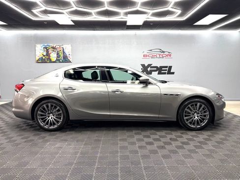 Used 2021 Maserati Ghibli RWD image 16