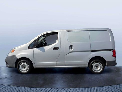 Used 2015 Nissan NV200 FWD image 3