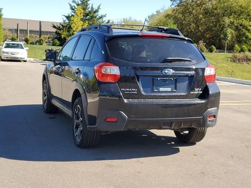 Used 2013 Subaru Crosstrek 2.0i Premium AWD/4WD image 3