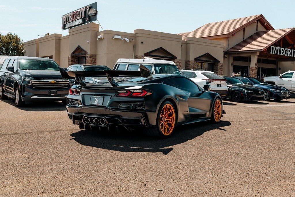 Used 2026 Chevrolet Corvette ZR1 w/ ZR1 Carbon Fiber Aero Package RWD image 8