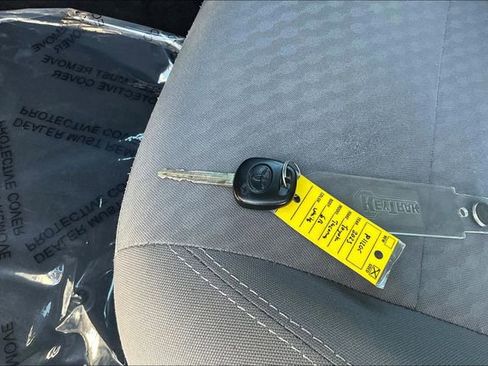 Used 2023 Toyota Tacoma SR RWD image 11