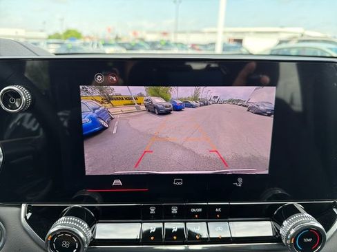 New 2026 GMC Canyon Elevation image 13