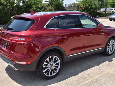 Used 2017 Lincoln MKC Reserve FWD image 5