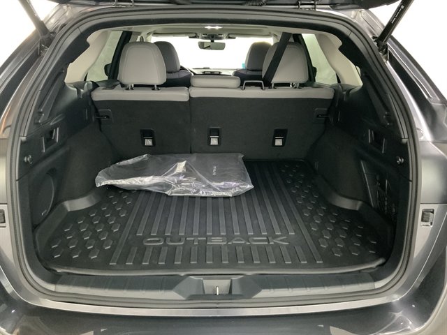 Used 2024 Subaru Outback Limited AWD/4WD image 6