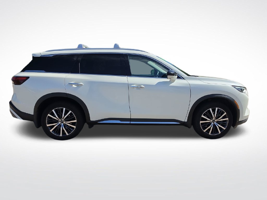 Used 2023 INFINITI QX60 Sensory w/ Vision Package AWD/4WD image 8