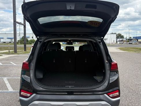 Used 2020 Hyundai Santa Fe SE image 13