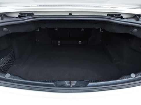 Used 2021 Mercedes-Benz C 300 4MATIC Cabriolet image 40