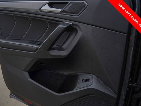 Used 2024 Volkswagen Tiguan SE R-Line FWD image 19