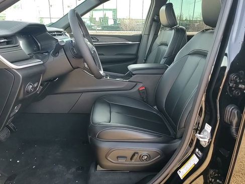 New 2026 Jeep Grand Cherokee L Limited image 25