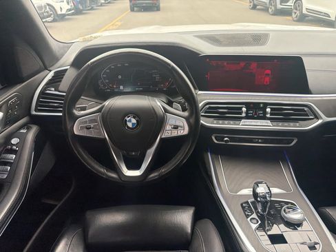 Used 2022 BMW X7 xDrive40i w/ Executive Package AWD/4WD image 5
