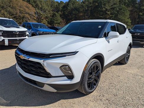 New 2026 Chevrolet Blazer LT image 5