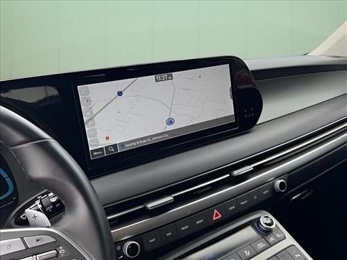 Certified 2024 Hyundai Palisade SEL FWD image 27