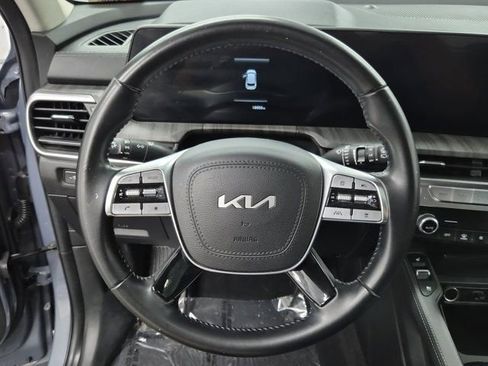Used 2023 Kia Telluride EX w/ EX Captain's Chair Package image 24