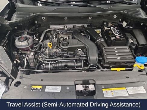 Used 2022 Volkswagen Taos SE w/ Panoramic Sunroof Package image 22