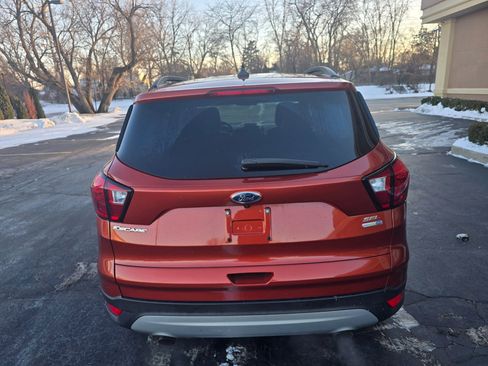 Used 2019 Ford Escape SEL image 15