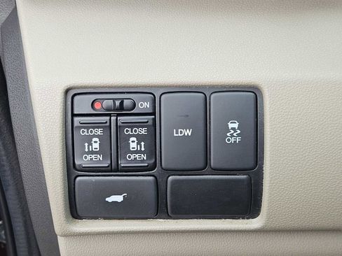 Used 2014 Honda Odyssey EX-L image 21