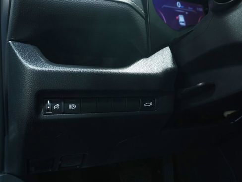 Used 2023 Toyota RAV4 XLE w/ Convenience Package FWD image 25