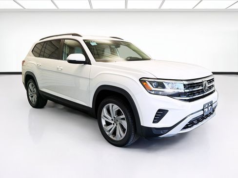 Used 2021 Volkswagen Atlas SE FWD image 3