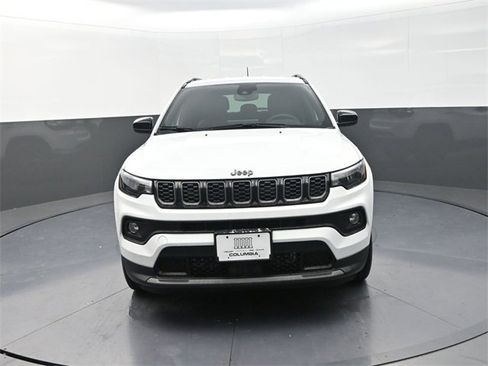 New 2026 Jeep Compass Latitude image 2