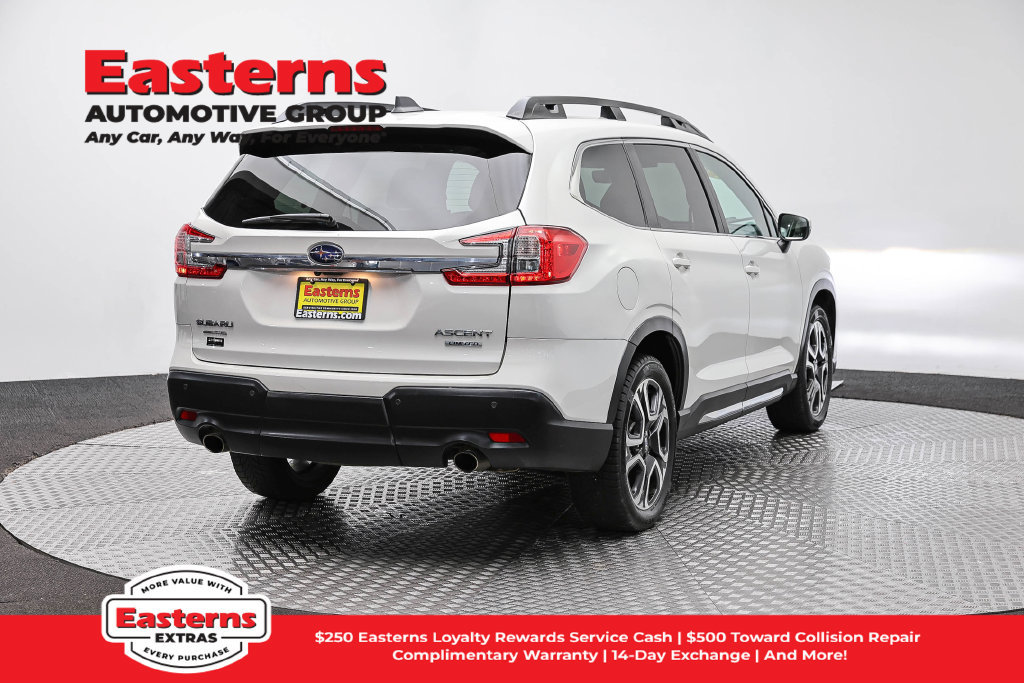 Used 2023 Subaru Ascent Limited AWD/4WD image 6