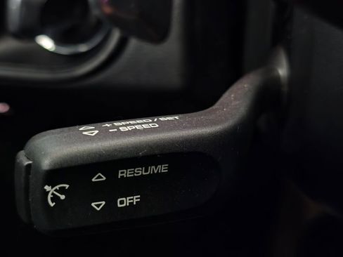 Certified 2018 Porsche 911 Carrera GTS image 39