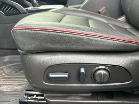 Used 2024 Chevrolet TrailBlazer RS w/ Driver Confidence Package image 12