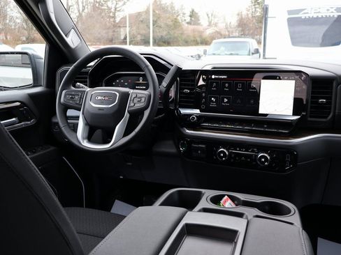 New 2026 GMC Sierra 1500 Elevation image 30