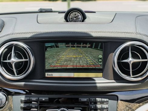 Used 2013 Mercedes-Benz SL 550 image 29