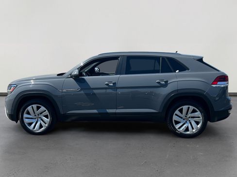 Used 2021 Volkswagen Atlas Cross Sport SE w/ V6 Towing Package FWD image 2