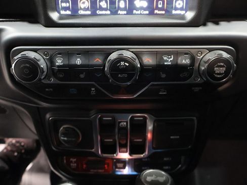 Used 2021 Jeep Wrangler Unlimited Rubicon 4xe w/ Steel Bumper Group image 32