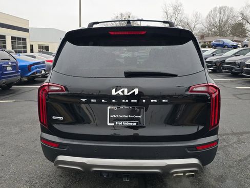 Certified 2022 Kia Telluride EX w/ Towing Package image 4