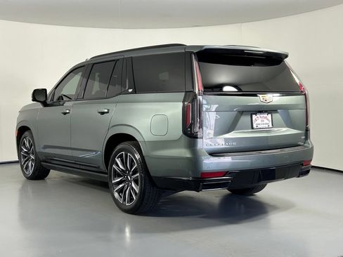 Used 2024 Cadillac Escalade Sport Platinum AWD/4WD image 5