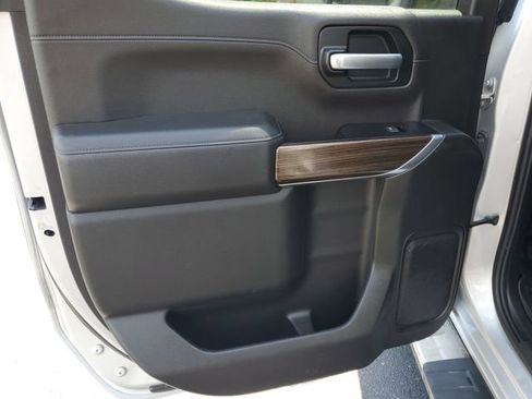 Used 2019 Chevrolet Silverado 1500 LT w/ All-Star Edition RWD image 13
