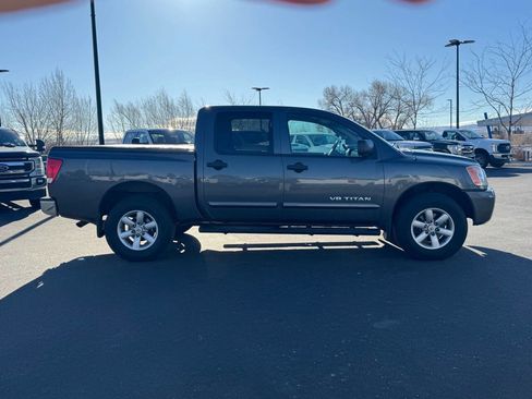 Used 2009 Nissan Titan SE w/ SE Drivers Convenience Pkg image 8