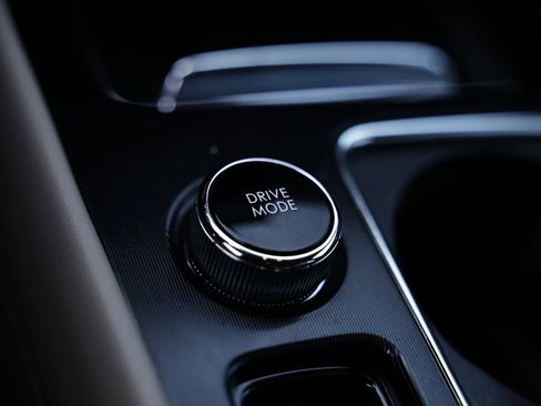 Used 2021 Lincoln Corsair FWD w/ Premium Package image 38