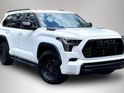 Used 2024 Toyota Sequoia TRD Pro AWD/4WD image 2