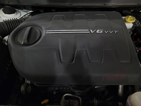 Used 2020 Jeep Cherokee Limited AWD/4WD image 30