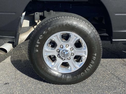 Used 2023 RAM 2500 Big Horn w/ Level 1 Equipment Group AWD/4WD image 8
