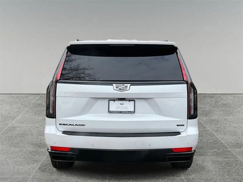 Used 2021 Cadillac Escalade Sport Platinum image 11